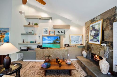 4547 Cordoba Way, Oceanside CA  92056-5102 exterior