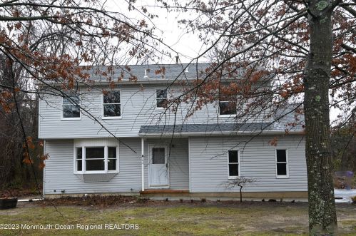 744 Herbertsville Rd, Bricktown, NJ 08724-1109