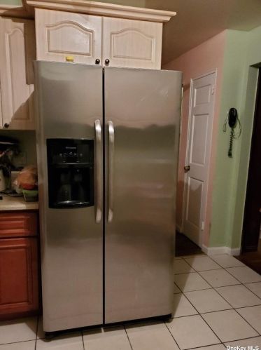 13-83 Eggert Pl, Far Rockaway NY  11691-2354 exterior