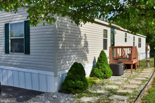 52 Country View Est, North Newton PA  17241-8749 exterior