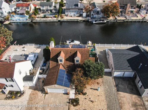 106 Moorage Ave, Berkeley Township NJ  08721-1879 exterior