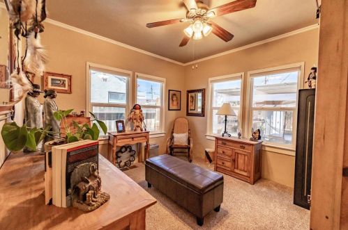 956 J St, Los Banos CA  93635-4321 exterior