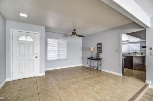 4831 Turquoise Ave, Glendale AZ  85302-2523 exterior