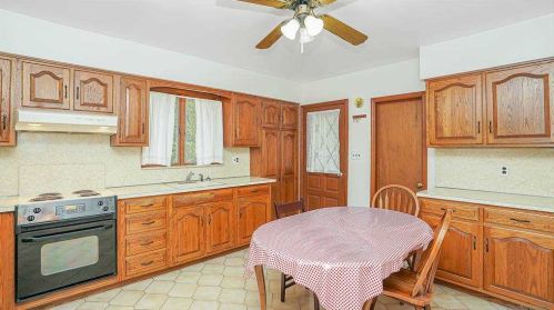 50 Cocks Ln, Matinecock, NY 11560-2313