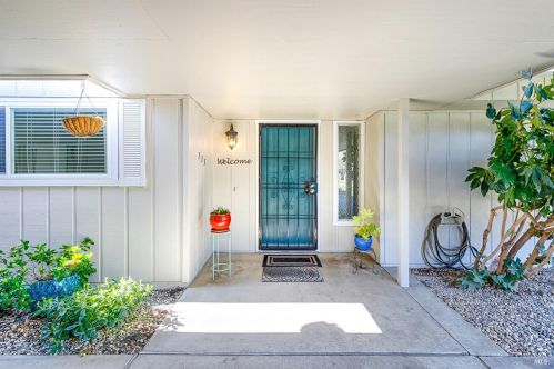 135 Mountain Vista Cir, Santa Rosa, CA 95409-6406