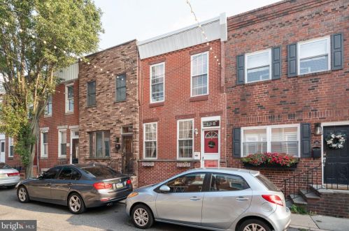 138 Mercy St, Philadelphia, PA 19148-2614