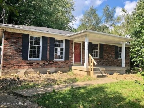 3006 Bob White Ct, Louisville, KY 40216-1902