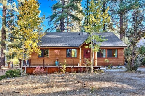 863 Patricia Ln, South Lake Tahoe, CA 96150-6444