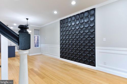 5845 Christian St, Philadelphia, PA 19143-3001