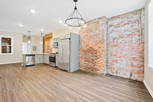 1127 Troy Hill Rd, Pittsburgh, PA 15212-5117