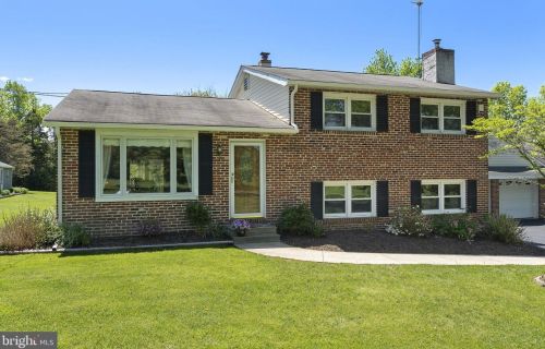 179 Lederach Rd, Collegeville, PA 19473-1906