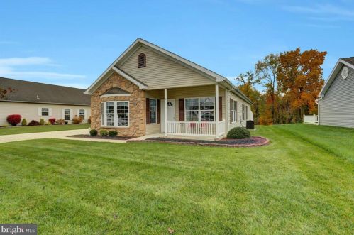 80 Lantern Ln, Lees Cross Roads PA  17257-8769 exterior