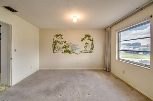 314 Hollywood St, Lehigh Acres FL  33936-5336 exterior