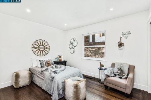 392 Moraga Way, Orinda CA  94563-3805 exterior