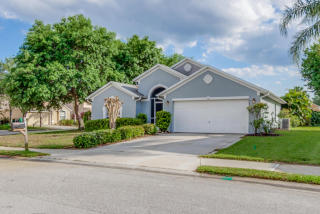 963 Shaw Cir, Melbourne, FL 32940-6964