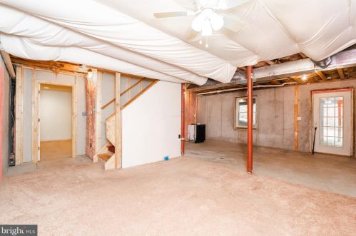 941 Copp Rd, Strasburg VA  22657-3427 exterior