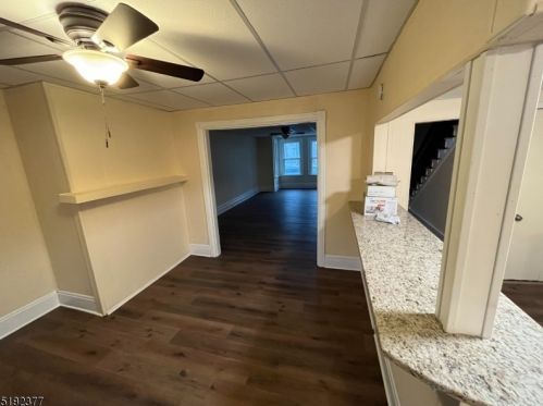 237 Water St, Belvidere NJ  07823-1219 exterior
