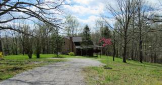 1482 Poss Rd, Smithville, TN 37166-5103