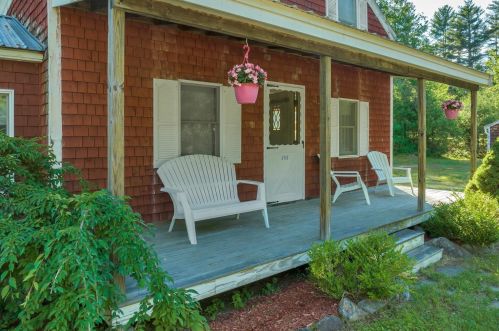 785 Browns Ridge Rd, Ossipee, NH 03864-7356