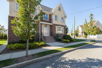 34 Bell Point Dr, Brooklyn, NY 11234-6328