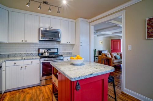1738 Goodwin St, Seaside CA  93955-4414 exterior