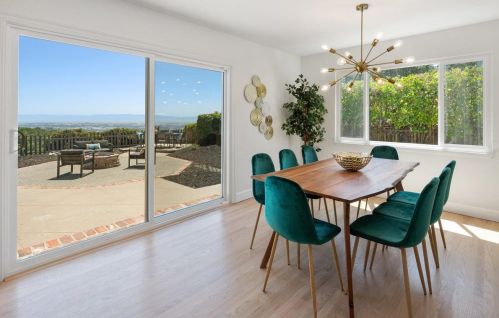 569 Crestmont Dr, Oakland CA 94619-2300 exterior