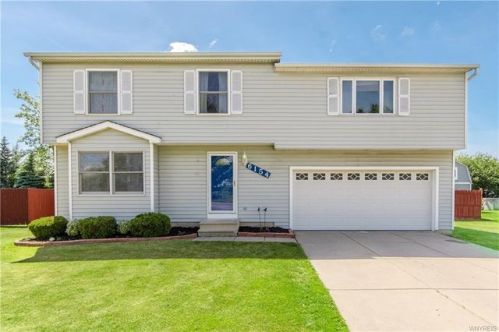 6154 Old Beattie, Pendleton NY  14094-9146 exterior