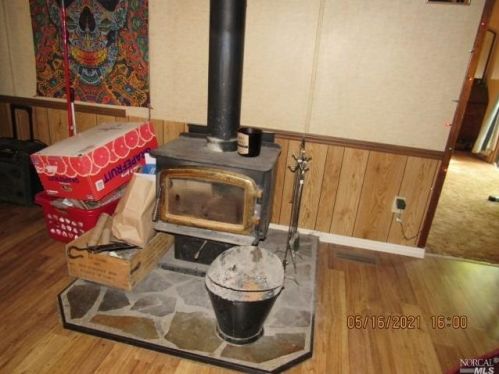 4245 Blackhawk Dr, Willits CA  95490-8776 exterior