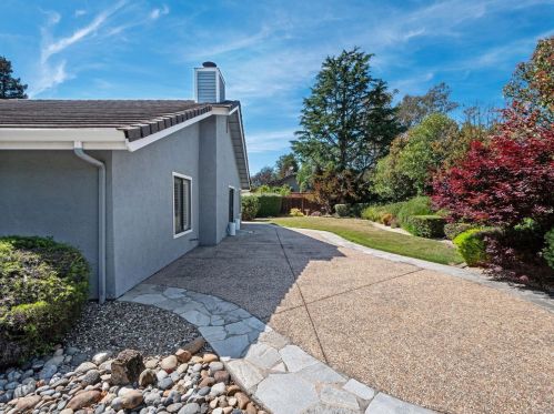 1423 Fry Ct, Benicia CA  94510-2576 exterior