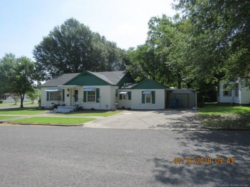 728 4th St, Mcalester, OK 74501-5828