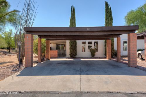 311 Camino Del Vate, Green Valley, AZ 85614-3143