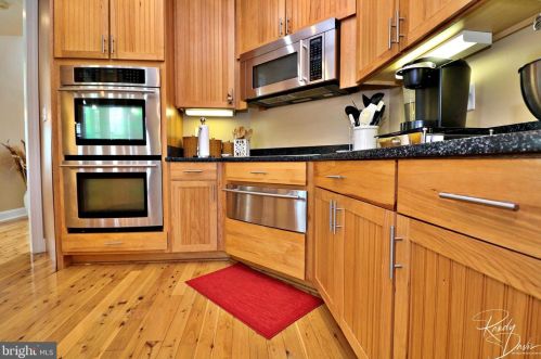 320 Stephen Ct, Charles Town WV  25414-4126 exterior