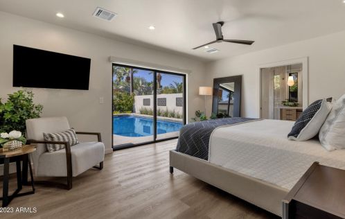 1812 11th Ave, Phoenix AZ  85007-1714 exterior