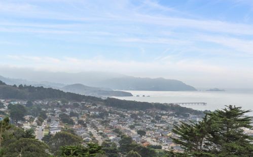 162 Beachview Ave, Pacifica CA  94044-1512 exterior