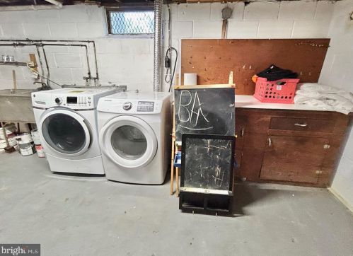 39 3rd St, Florence NJ  08518-2001 exterior