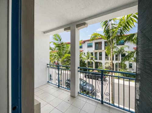 11528 14 St, Hollywood FL 33027 exterior