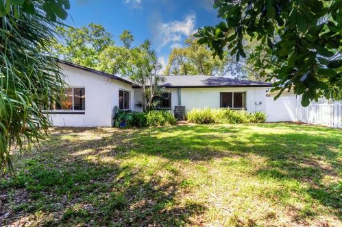 6373 Woodland Blvd, Pinellas Park FL  33781-4921 exterior