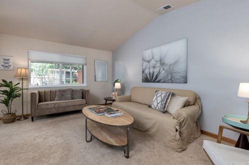 6 Mckinley Ln, Chico CA  95973-7848 exterior