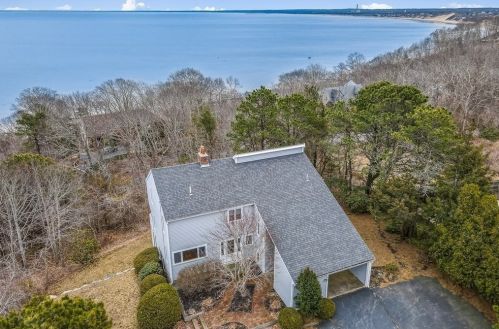 70 Ellisville Rd, Plymouth, MA 02360-1314