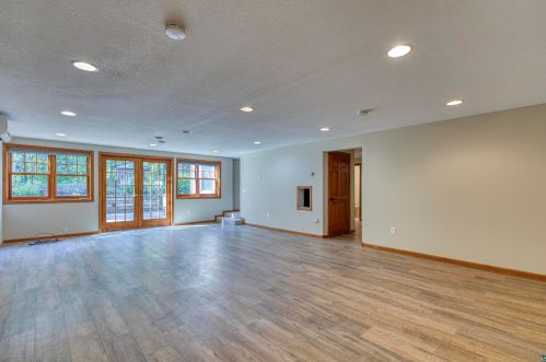 5078 Arrowhead Rd, Duluth MN 55811-1453 exterior