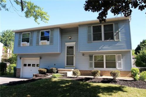 1591 Flaxen Dr, Canandaigua, NY 14425-9336