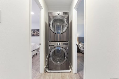 1970 Granite Hills Dr, El Cajon CA  92019-2043 exterior