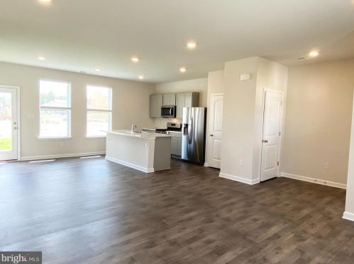 68 Pepperwood Dr, Camden-Wy DE  19934-5211 exterior