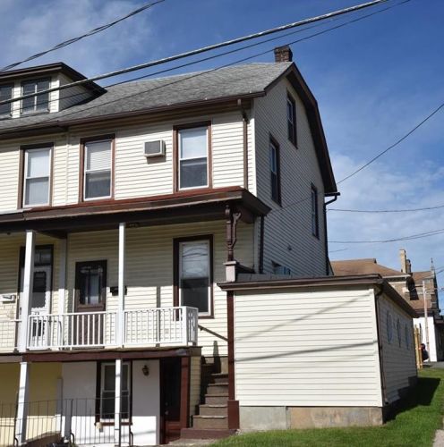 531 Center St, Jim Thorpe, PA 18229-2108