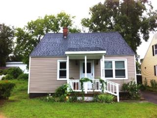 21 Highland Ave, Albany, NY 12205-5417