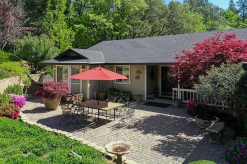 15385 Nancy Way, Grass Valley, CA 95949-6634