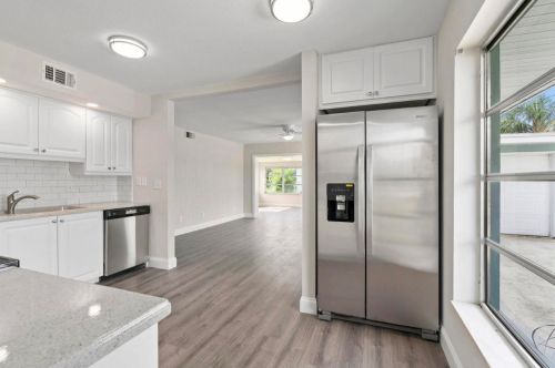 3331 Monte Vista St, Fort Pierce FL  34952-6122 exterior