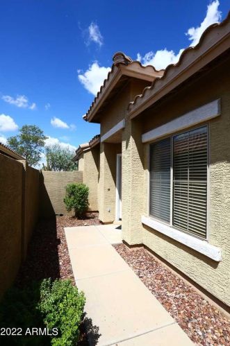 40936 Columbia Trl, Phoenix, AZ 85086-1591