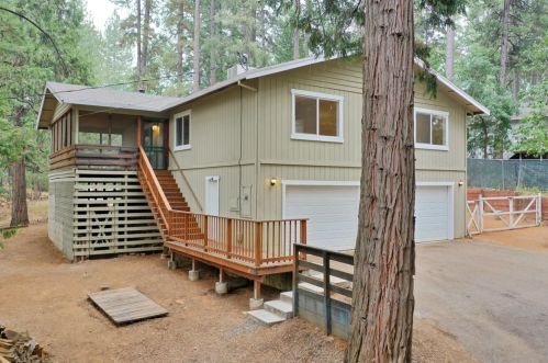 6092 Speckled Rd, Pacific House, CA 95726-9405