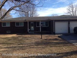 8325 Levitt Dr, Wichita KS  67207-3235 exterior